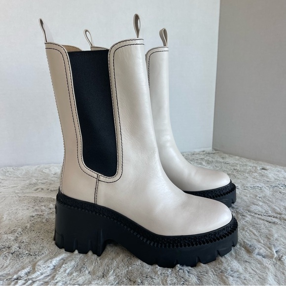 Coach NWT Alexa Leather Bootie Women size 7B - Picture 3 of 16